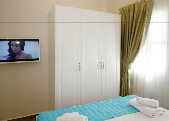 Otel Kale Tas Çeşme